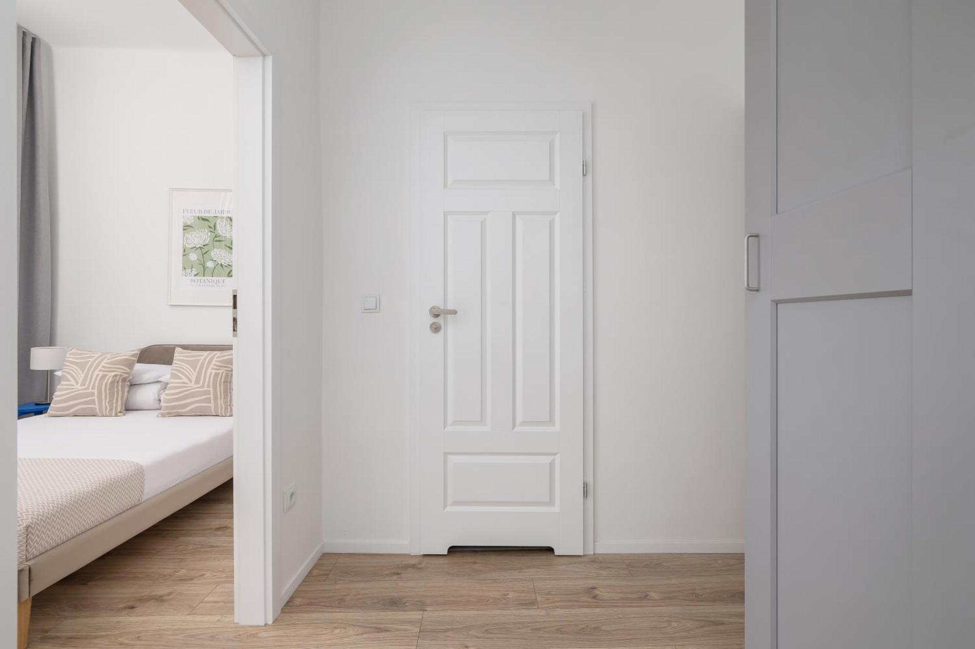 2 Bedroom Apartment - Dluga 65 Krakow Dış mekan fotoğraf