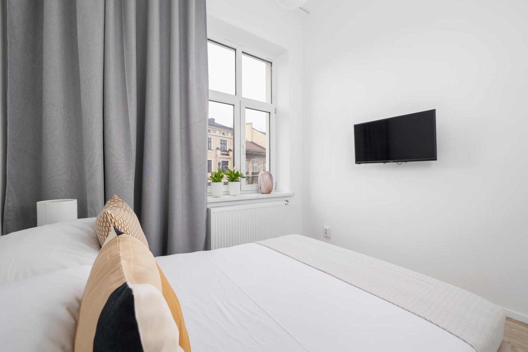 2 Bedroom Apartment - Dluga 65 Krakow Dış mekan fotoğraf
