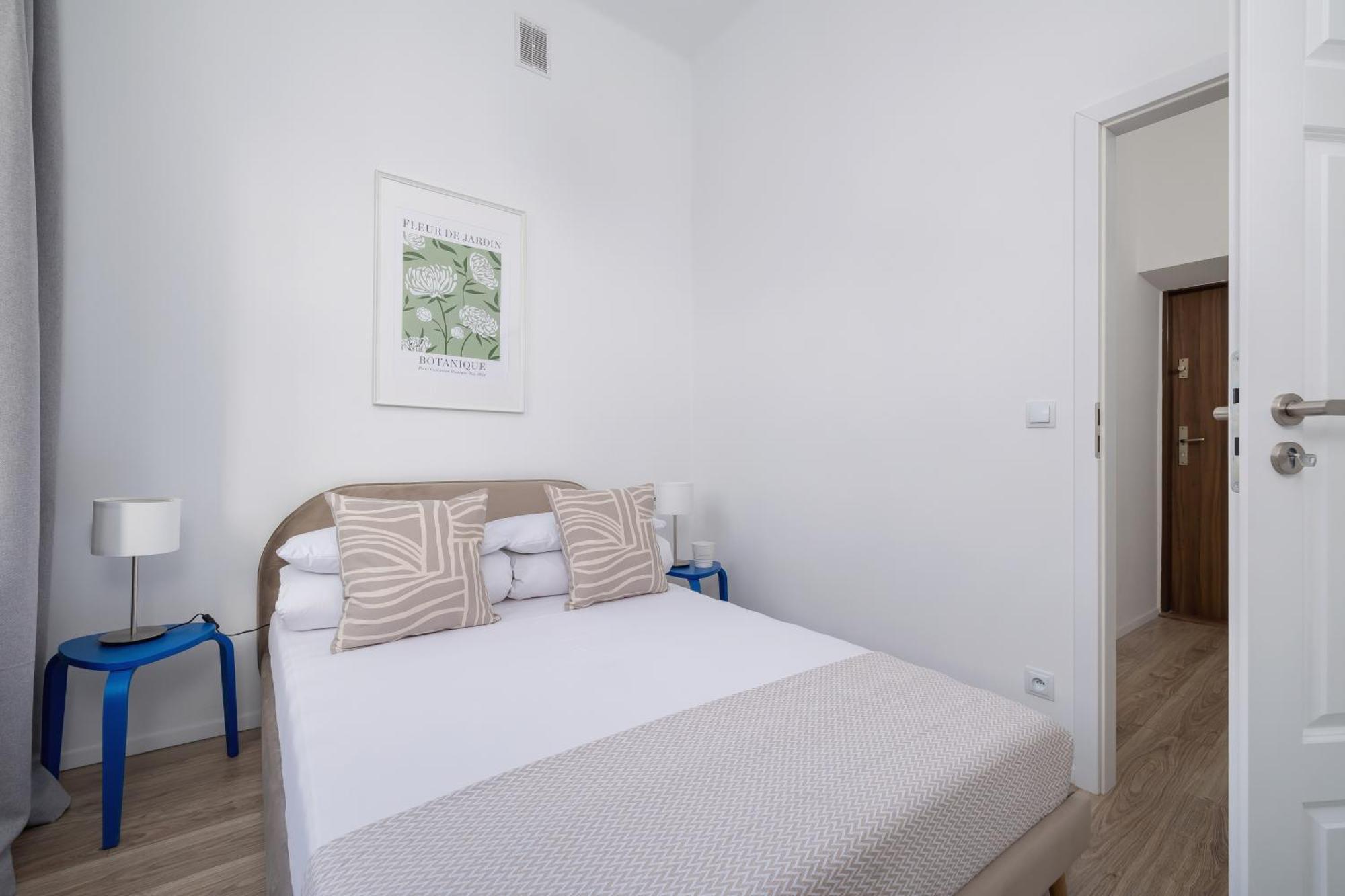 2 Bedroom Apartment - Dluga 65 Krakow Dış mekan fotoğraf
