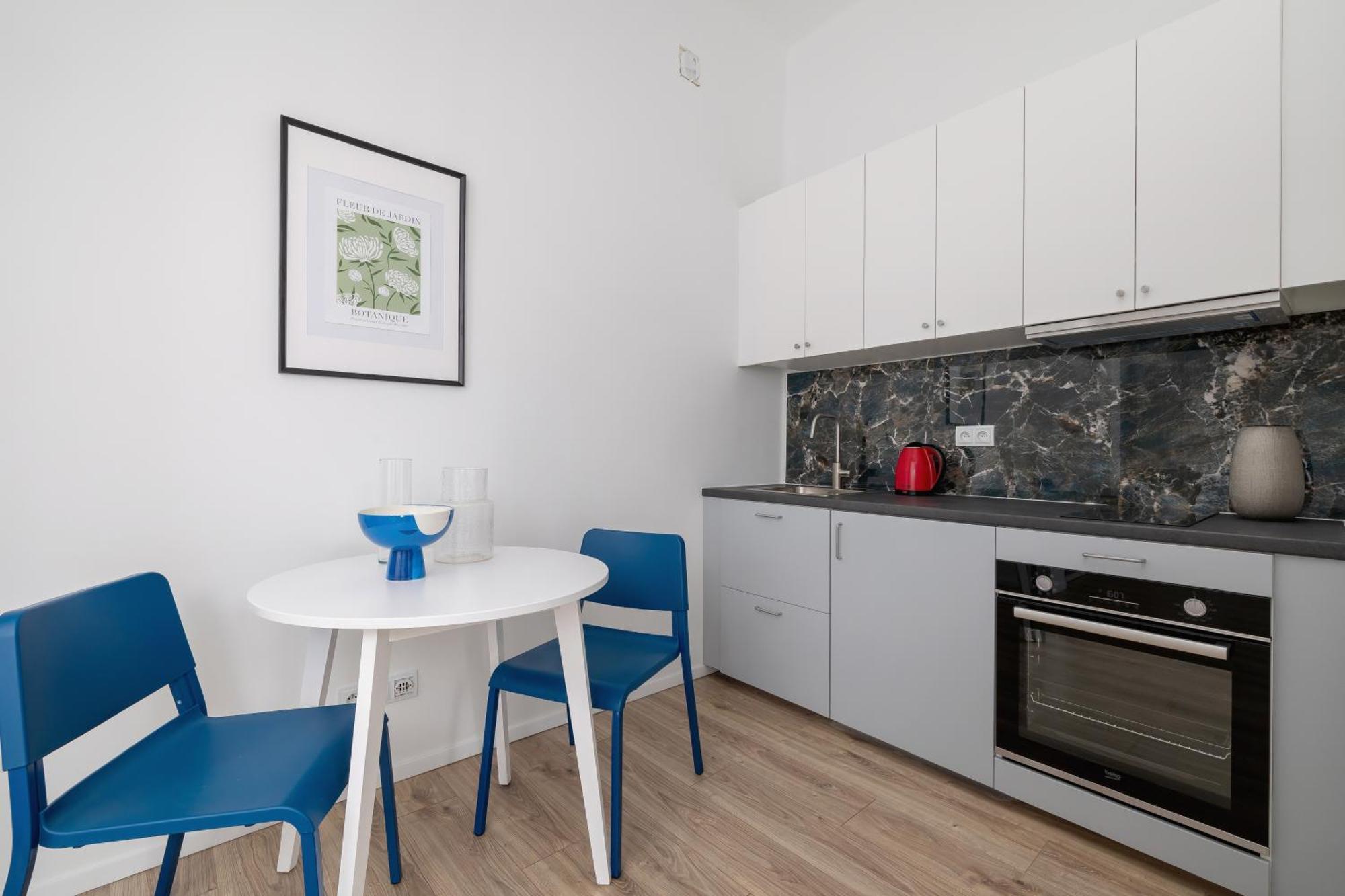 2 Bedroom Apartment - Dluga 65 Krakow Dış mekan fotoğraf